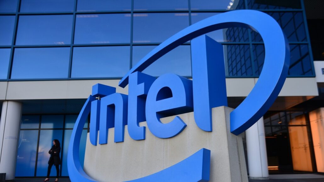 Intel Market Share to See Significant Drop Next Year Due to Apple's ...