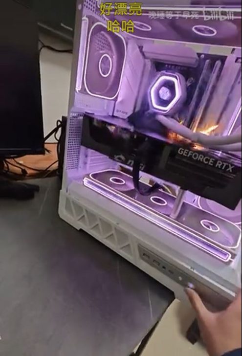 User Captures His GeForce RTX 5090 Catching Fire On Camera