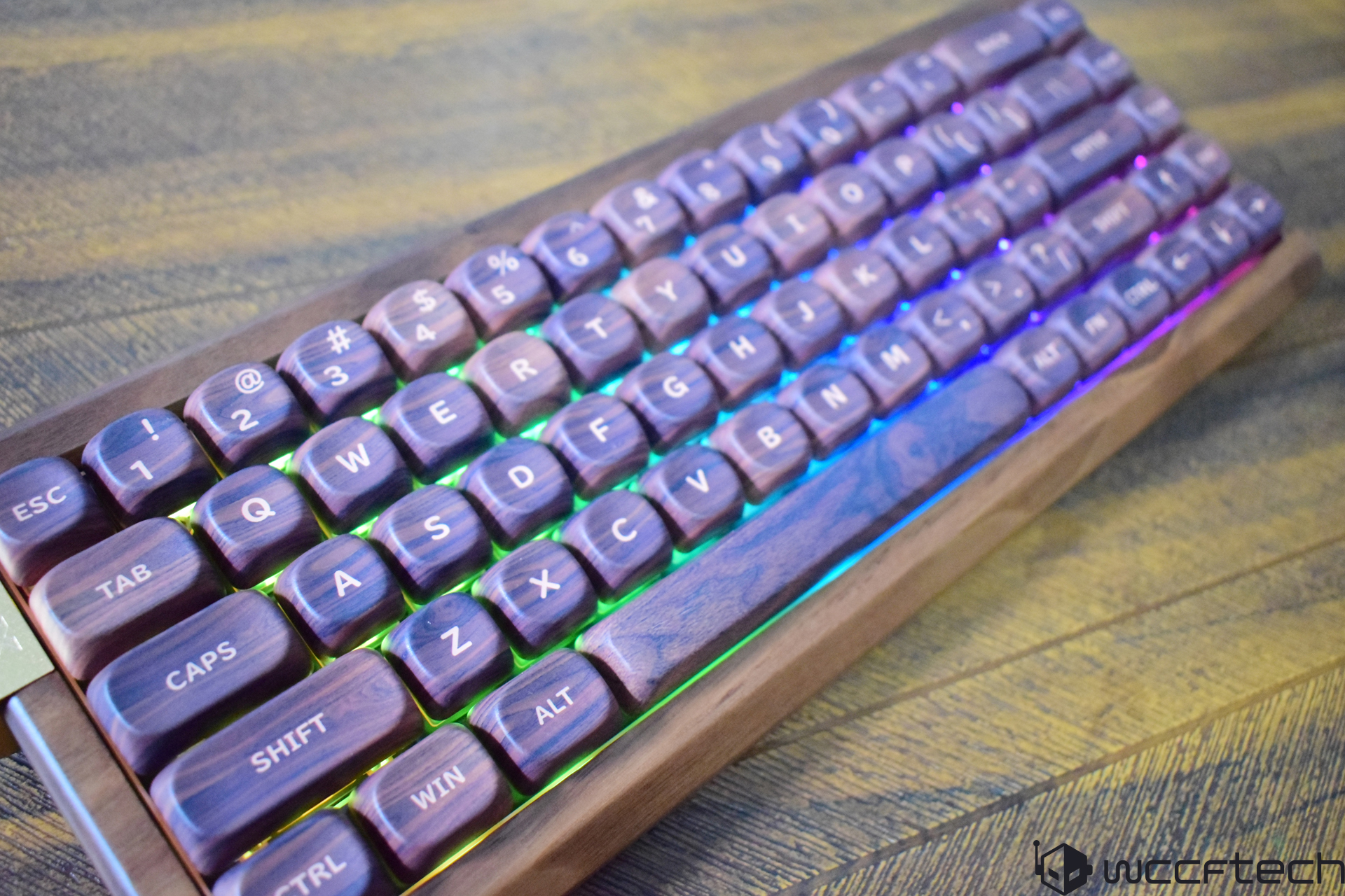 XVX MU68 Walnut Mechanical Keyboard Review: Solid, Beautiful, And
